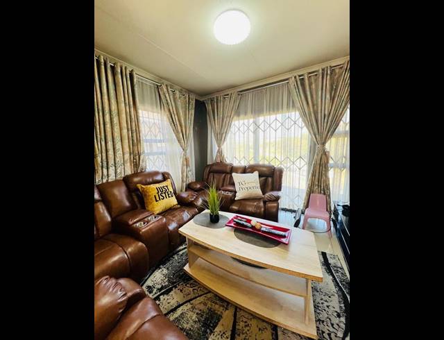 3 BEDROOM HOUSE FOR SALE IN CHESTERVILLE